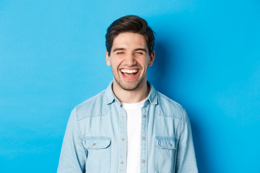 ¿Cuánto tiempo duran las carillas dentales?, descúbrelo en Madrid.